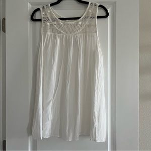 Liz Lange for Target Maternity Crochet Top